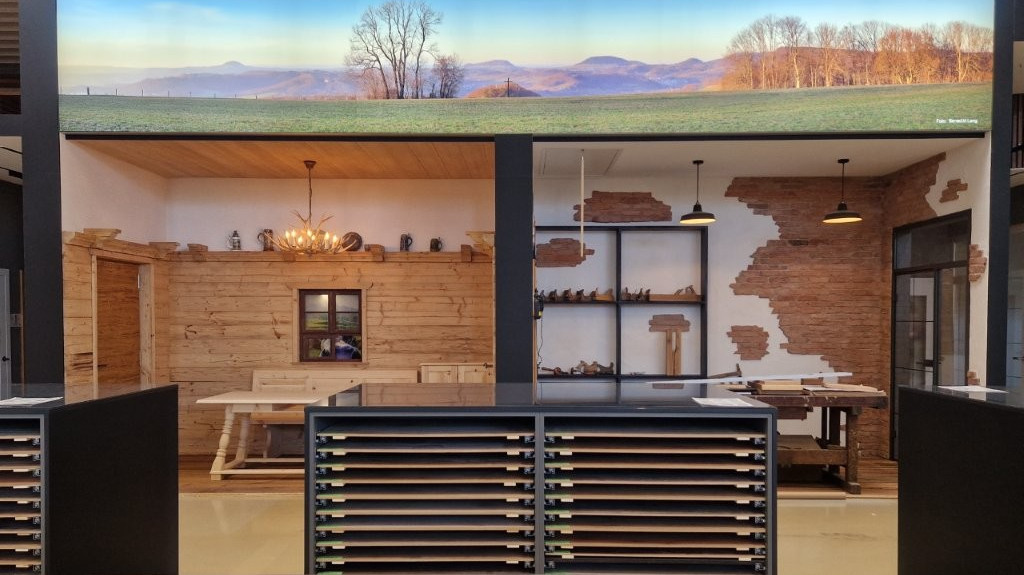 Bodenausstellung - Holzland Disam